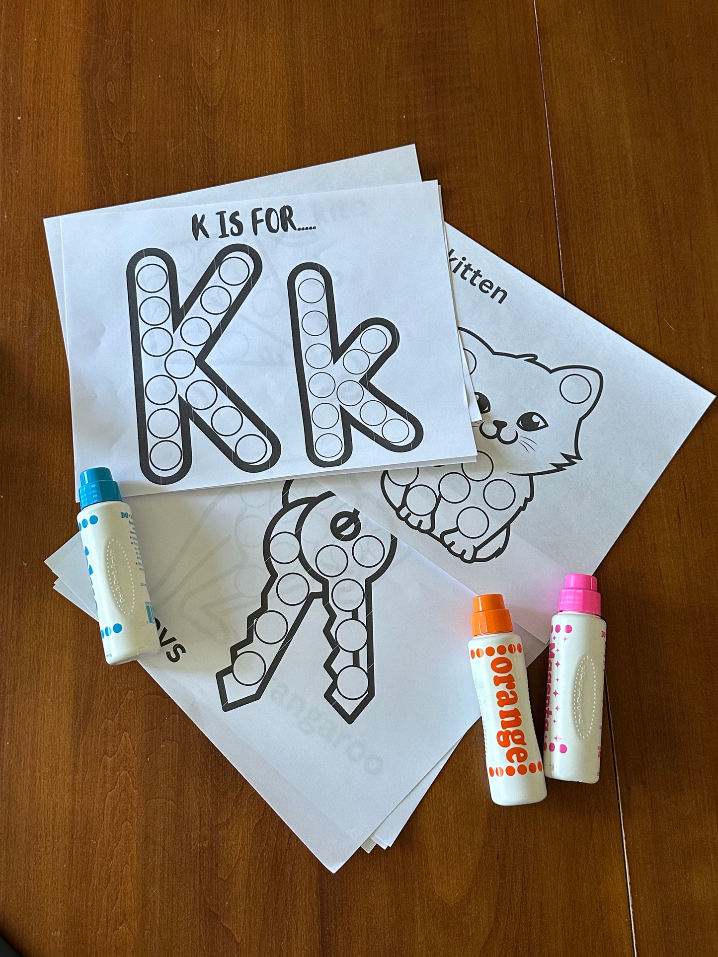 Alphabet Dots: Letter K